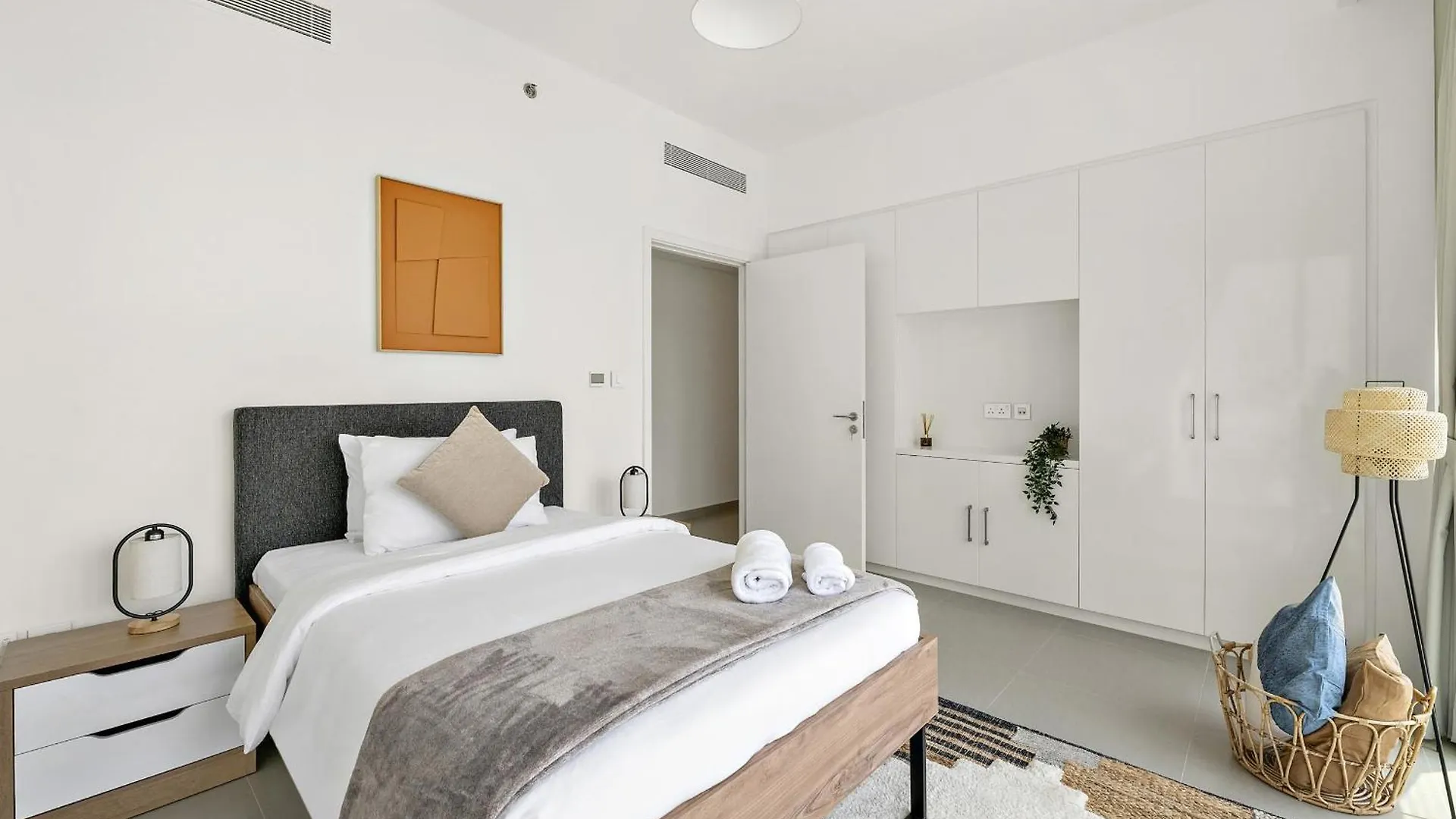 Apartamento Vayk - Chic 3 Bd With Burj Khalifa Views In Downtown Dubái 0*,  Emiratos Árabes Unidos