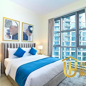 شقة Stylish 1br-next To Mall In Standpoint B, دبي